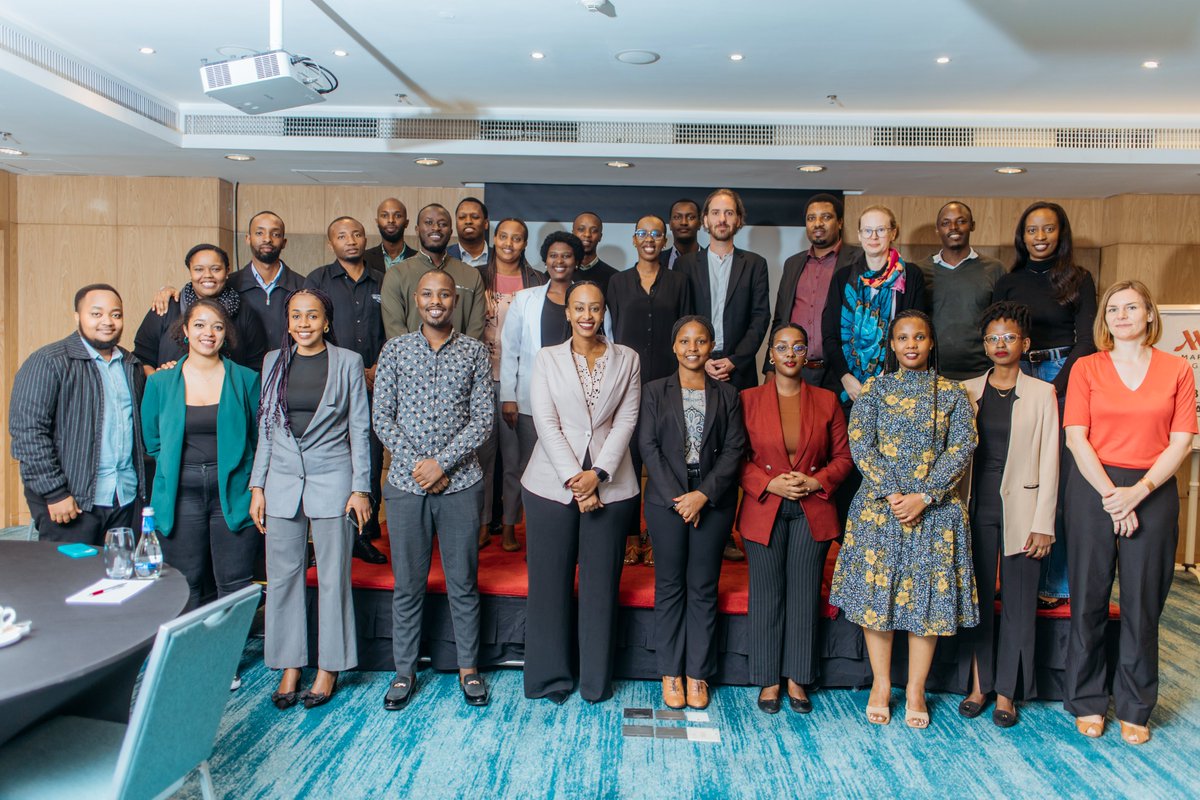 giz_rwanda's tweet photo. The #NDC Capacity Development project together with @GreenFundRw officially launched the Young Professional Programme (YPP). The programme will offer university graduates an opportunity to start a career in #ClimateFinance in Rwanda.

#GreenRwanda 🇷🇼🌿| #GermanCooperation 🤝 https://t.co/ZUjOkSiADZ