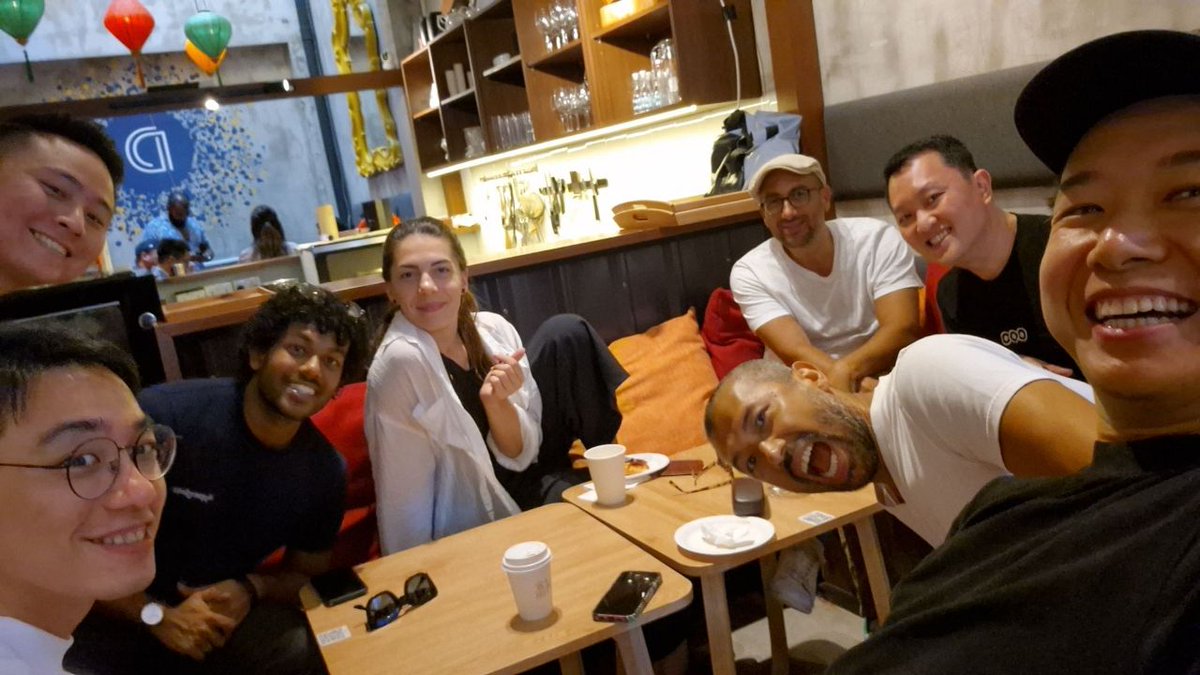 Web3 Socials Friday 🥳 <a href="/MetacampDAO/">Metacamp</a> <a href="/dshglobal/">Draper Startup House</a>