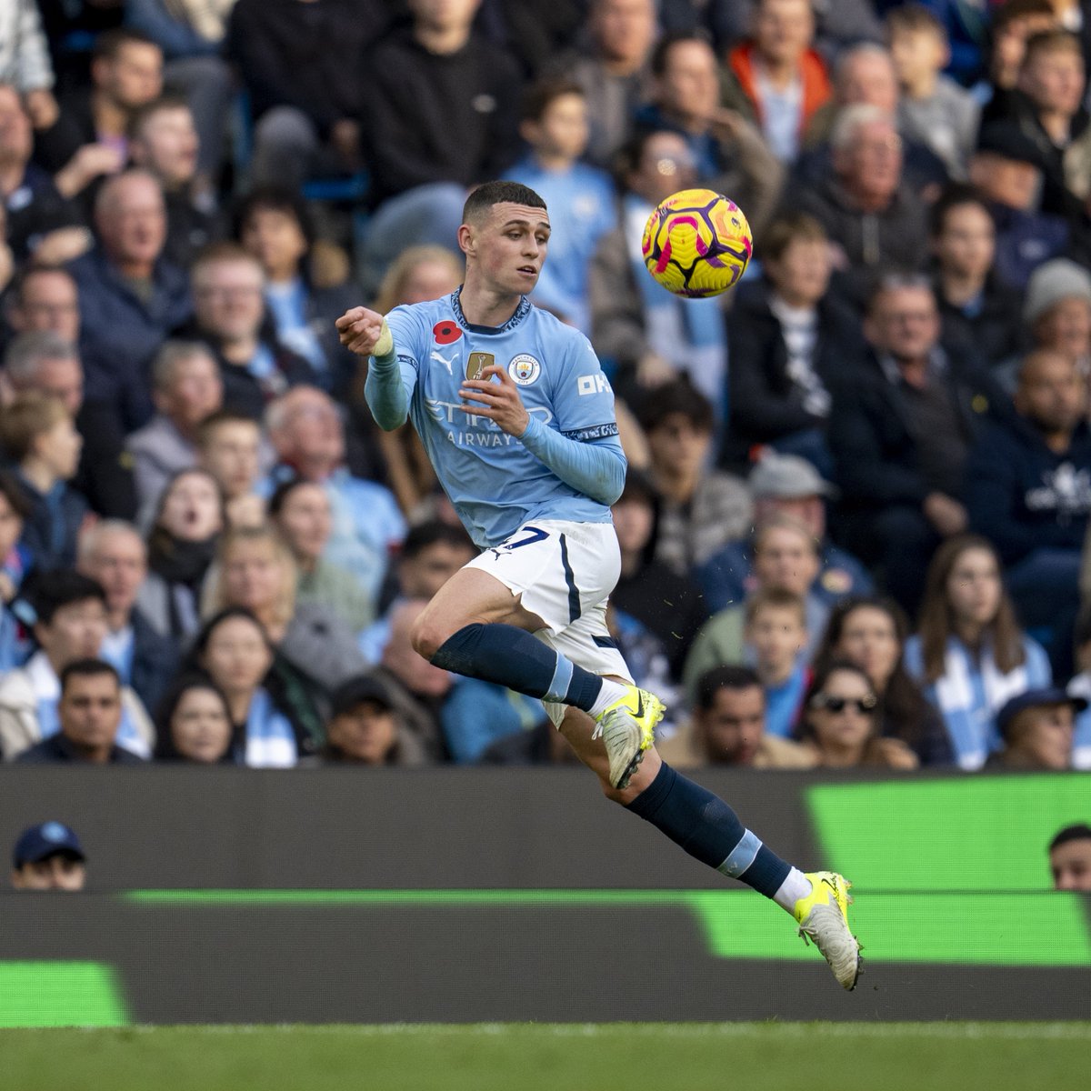 ManCityFra's tweet photo. 𝐏𝐇𝐈𝐋 🙌 https://t.co/qqnMXHgCVP