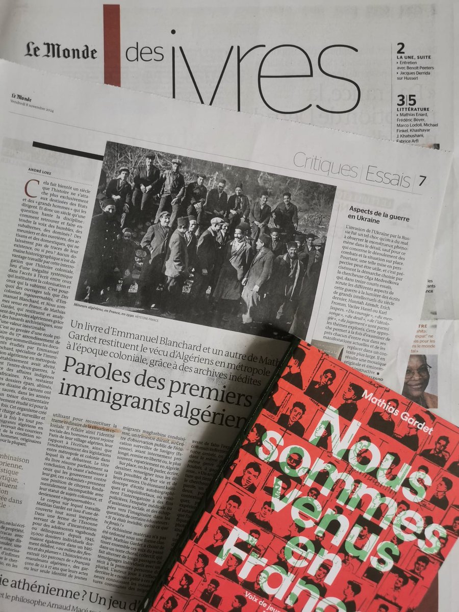 anamosa_ed's tweet photo. Superbe page du @lemondefr des livres consacrée aux paroles des premiers immigrants algériens en France métropolitaine, où le livre de Mathias Gardet côtoie celui de @emmanuelblanchard d'Emmanuel Blanchard. Merci @andreloez  pour cette belle lecture croisée ! https://t.co/ClRH5EkWHM