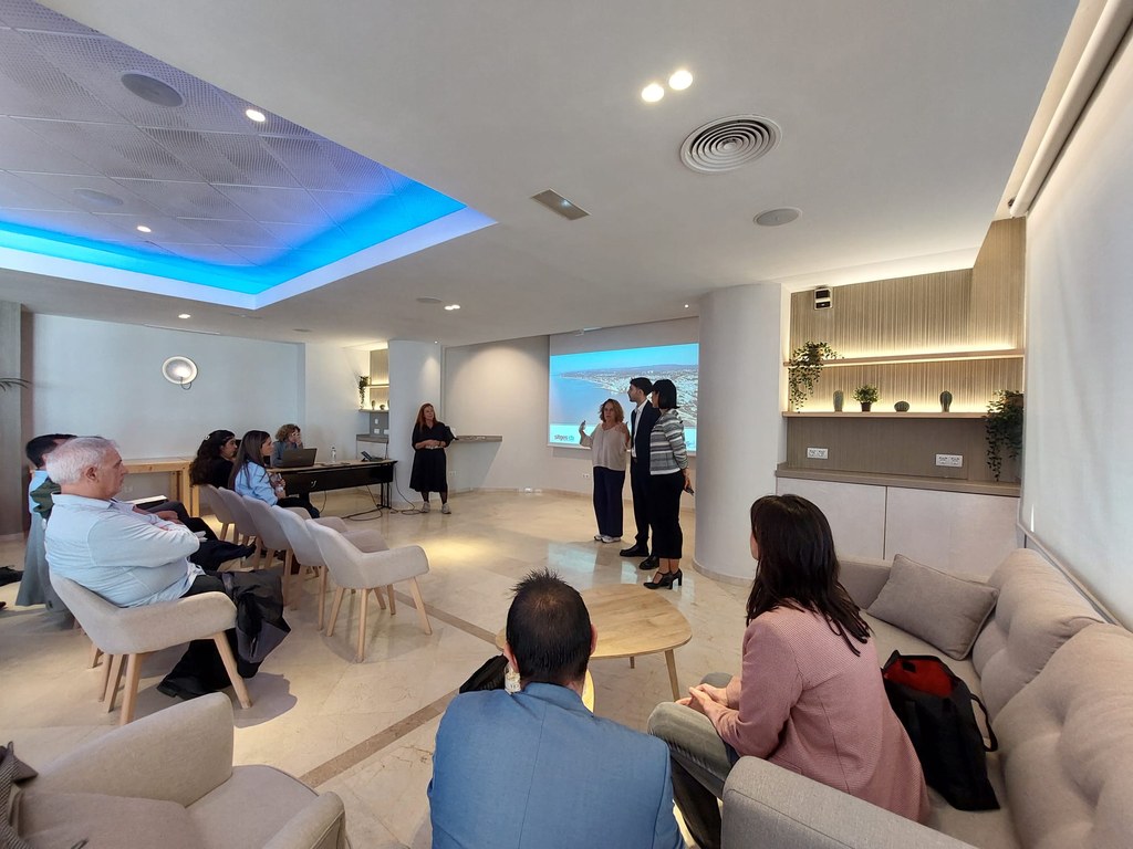 🎂El Sitges Convention Bureau celebra 20 anys i presenta el pla d’actuacions per al 2025 amb l’objectiu de consolidar Sitges com a destinació líder en turisme de reunions a Catalunya, després de Barcelona.
👉 sitges.cat/actualitat/not…