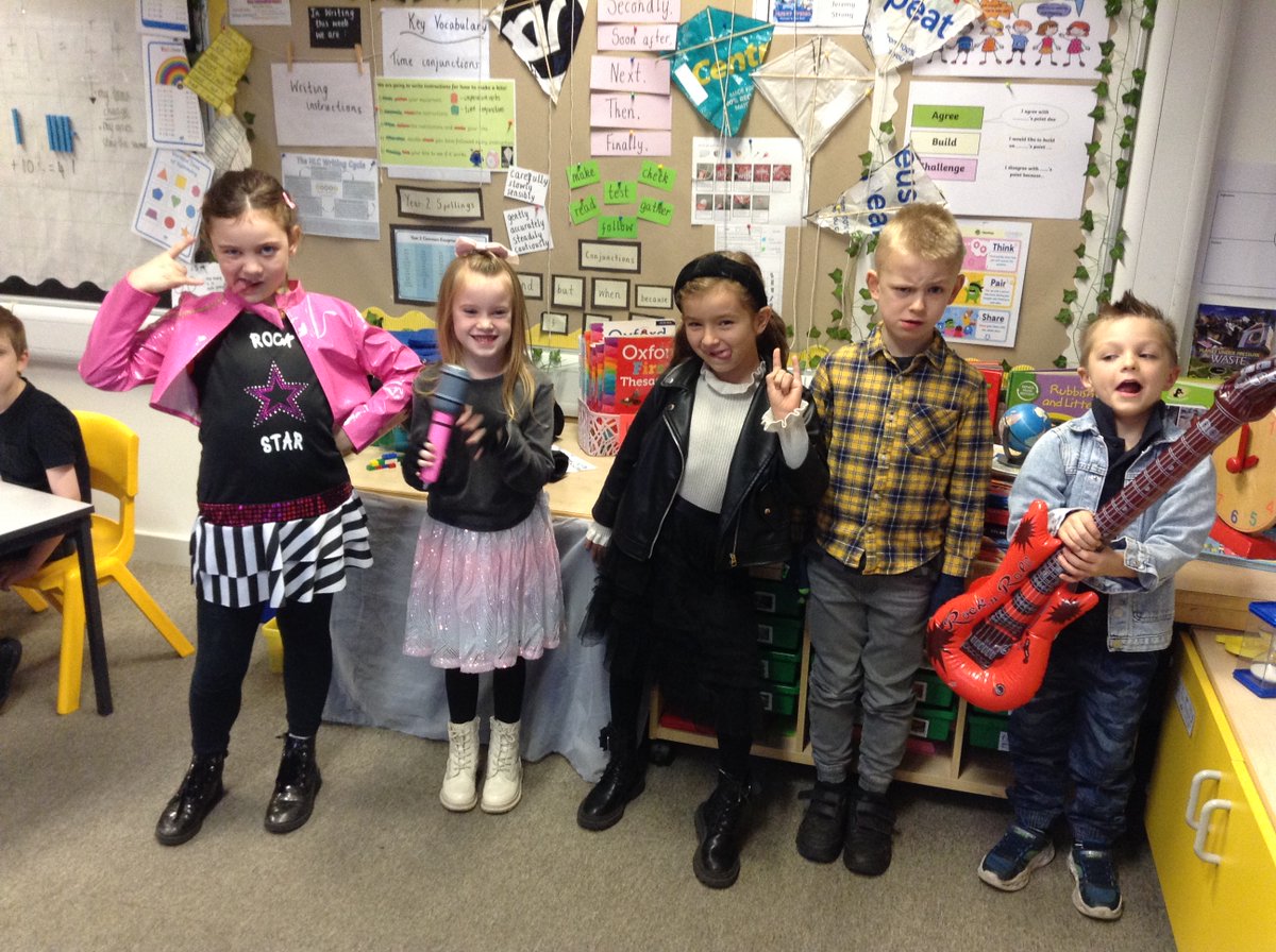 Miss Blocksidge tweet media