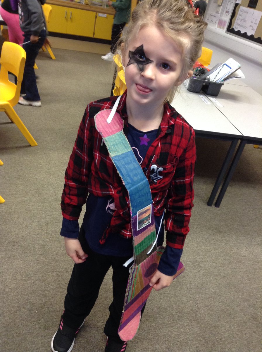 Miss Blocksidge tweet media