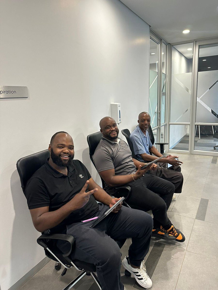 AltronFinTech's tweet image. Wellness is wealth! 🌱 Today, Altron FinTech hosted a wellness day. Our team’s well-being is our top priority because healthy, happy employees are at the core of everything we do. 💪💙 #AltronFinTech