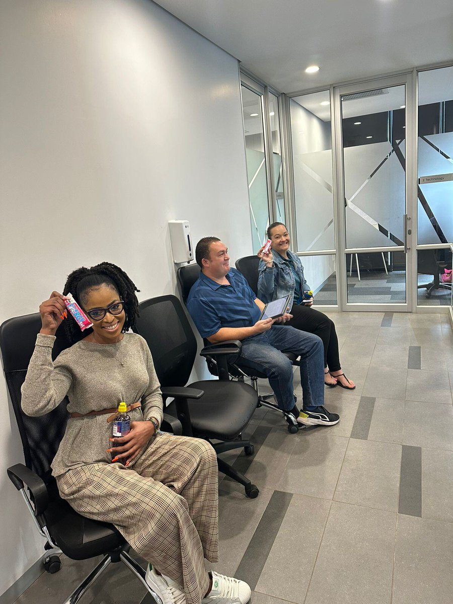 AltronFinTech's tweet image. Wellness is wealth! 🌱 Today, Altron FinTech hosted a wellness day. Our team’s well-being is our top priority because healthy, happy employees are at the core of everything we do. 💪💙 #AltronFinTech