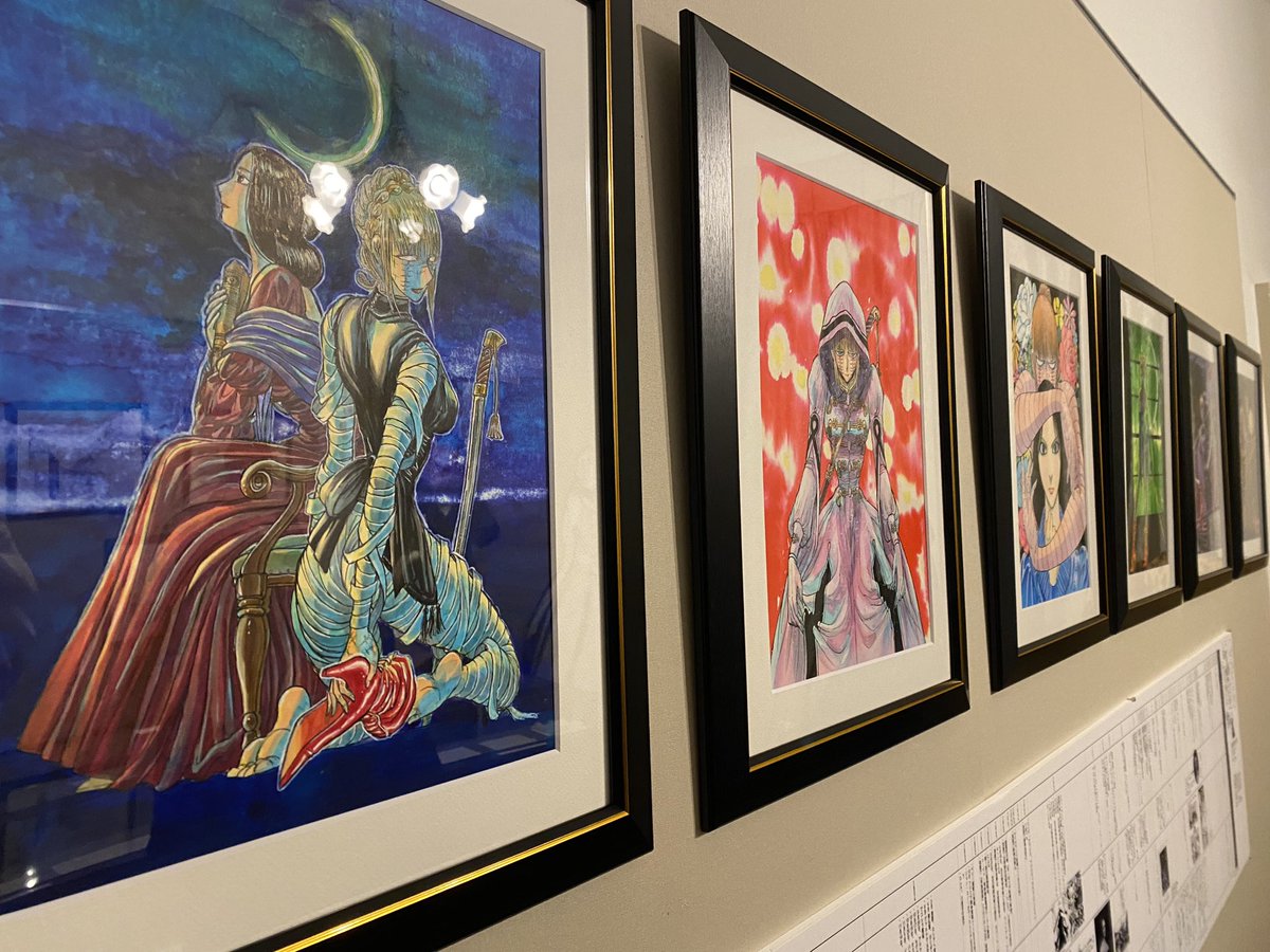 今日は行きたかった藤田先生の展示へ行ってきました!
原画が凄すぎてもう最高すぎて素晴らしかったです......どうやって描いているんだ...
設定ノートなどもめちゃくちゃ面白くて勉強になりました、すごい貴重だった........
#藤田和日郎 #黒博物館