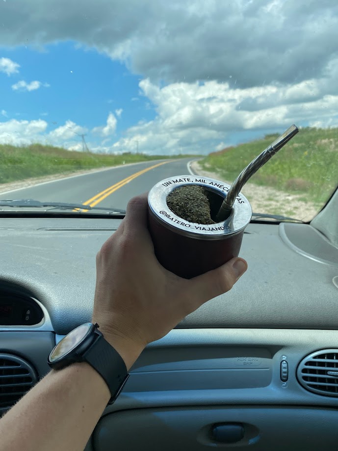 Se viene el verano y lo único en lo que puedo pensar es en viajar con el mate a todos lados.