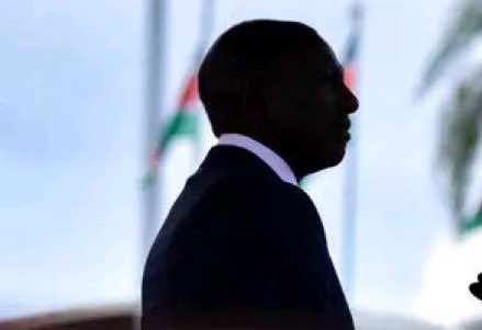 Shad_khalif's tweet photo. The silhouette is perfectly correct🤣🤣🤣🤣🤣 https://t.co/4Dx9ptwhR7