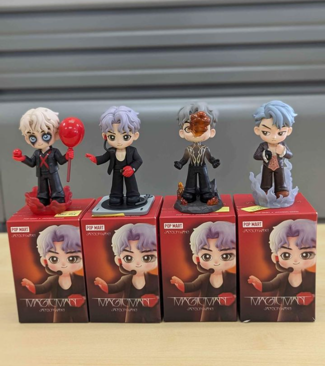 Junieve's tweet photo. FS: POP MART Jackson Wang  Magicman
**Figurines displayed on top of the box are my duplicates 
**Items and accessories inside the box are sealed RFS: Duplicates
For Cebu buyers only.  Meet up or Delivery.

Comments below and my DMs are open too.

#POPMART #JacksonWang #MagicMan https://t.co/QfFGOZss1Y
