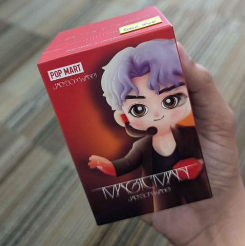Junieve's tweet photo. FS: POP MART Jackson Wang  Magicman
**Figurines displayed on top of the box are my duplicates 
**Items and accessories inside the box are sealed RFS: Duplicates
For Cebu buyers only.  Meet up or Delivery.

Comments below and my DMs are open too.

#POPMART #JacksonWang #MagicMan https://t.co/QfFGOZss1Y