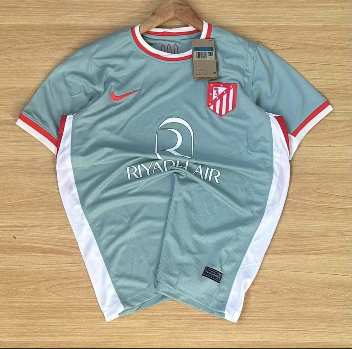 KenWoodJerseys's tweet photo. Club Team Jersey Available for purchase @KenWoodJerseys 

¢150

Nationwide Delivery 🚚 📦 

Kindly Call 0548745692 or WhatsApp me  using this the link ➡️https://t.co/goFWDyAhA3 https://t.co/ToqgrgxF4B