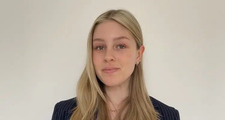 dyslexi_org's tweet photo. Ska du eller din ungdom söka till gymnasiet? Skriv upp den 28 november då Tilda Minhoss berättar om att ha dyslexi som ung vuxen. Webbmötet är öppet för alla. #dyslexi #gymnasieansökan #dyskalkyli #gymnasiet @kampenmeddyslexi

https://t.co/yEK1OeObX4 https://t.co/ZDSAEwspFW