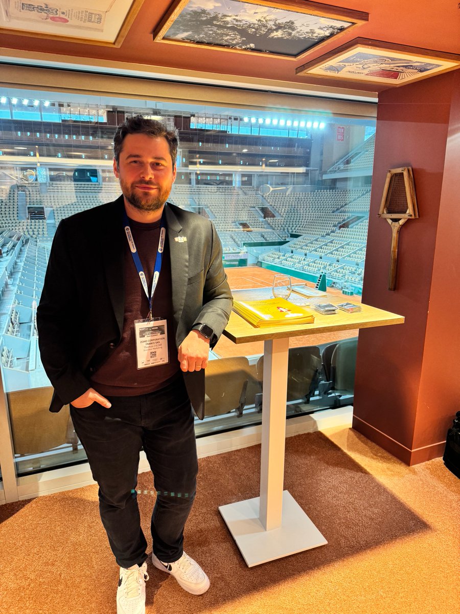 ZohoFrance's tweet photo. Zoho France était présent au Boost Event de la CCI à Roland Garros ! 🎾

Une formidable soirée dédiée au networking et aux échanges sur les perspectives d'avenirs avec des acteurs de différents secteurs, réunis dans ce lieu emblématique du sport et de la performance.

#BoostEvent https://t.co/1jBzZwQFcU