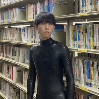 #NewProfilePic (新個人資料照片)