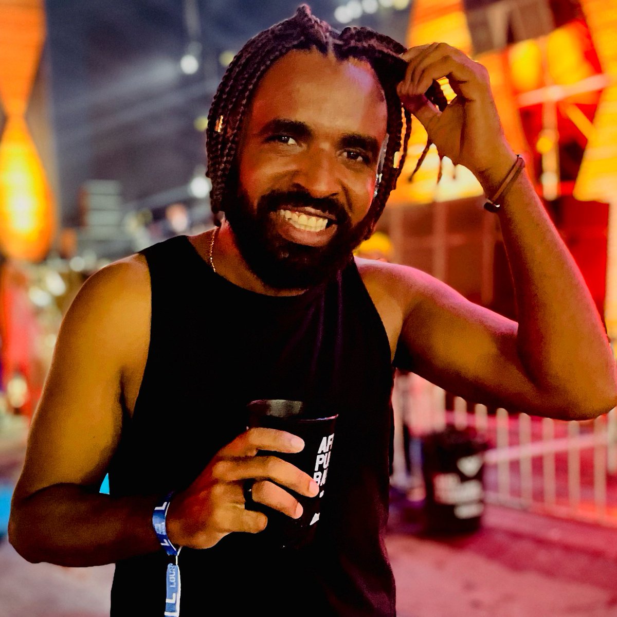 niltimlopes's tweet photo. #tbt afropunker https://t.co/XBjgRaVeKg