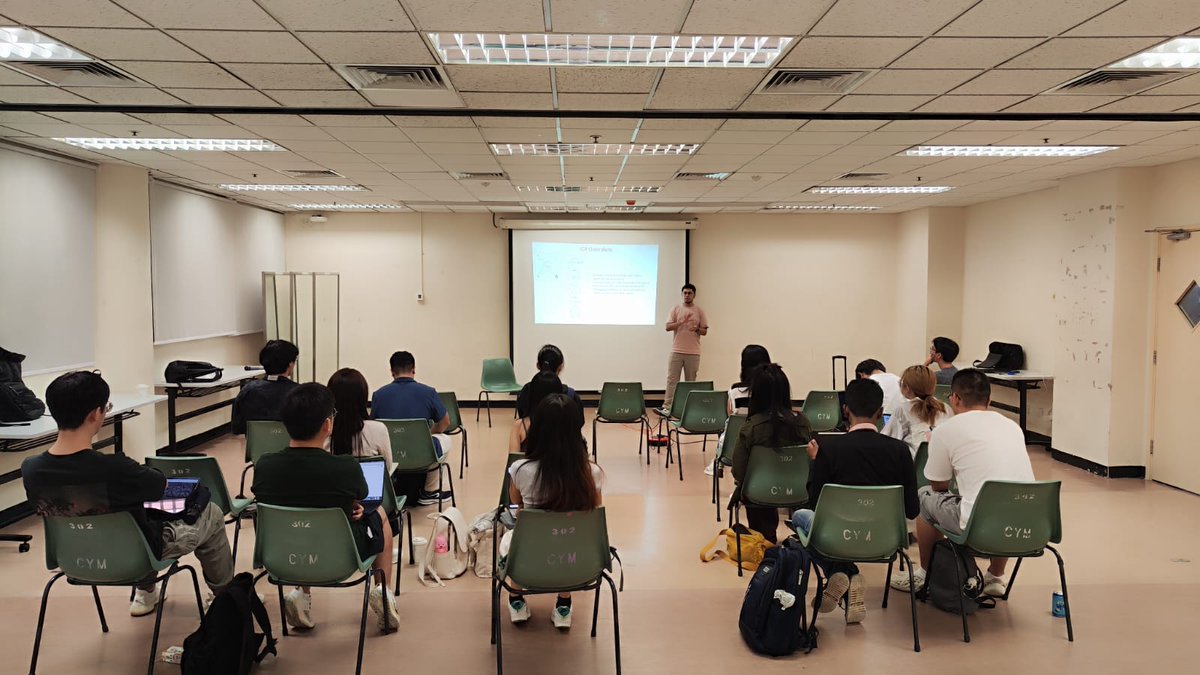 dynasty_labs_'s tweet photo. We had a great time at our ICP Developer Workshop at HKU! 🚀💻

Exciting to teach HKU's top developer talent how to develop dApps on ICP.

Let's keep building the future together! #ICP #Web3 #DeveloperWorkshop https://t.co/2tDXsuAkul