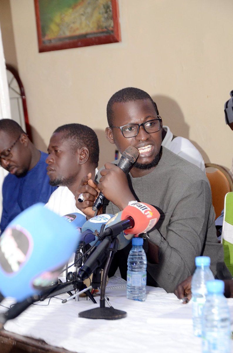 Jumah Mubarak 🙏🏾

En attendant l’arrivée du Président <a href="/SonkoOfficiel/">Ousmane Sonko</a> à Mbacké pour LE meeting de la campagne électorale.

#BaraLO #Touba