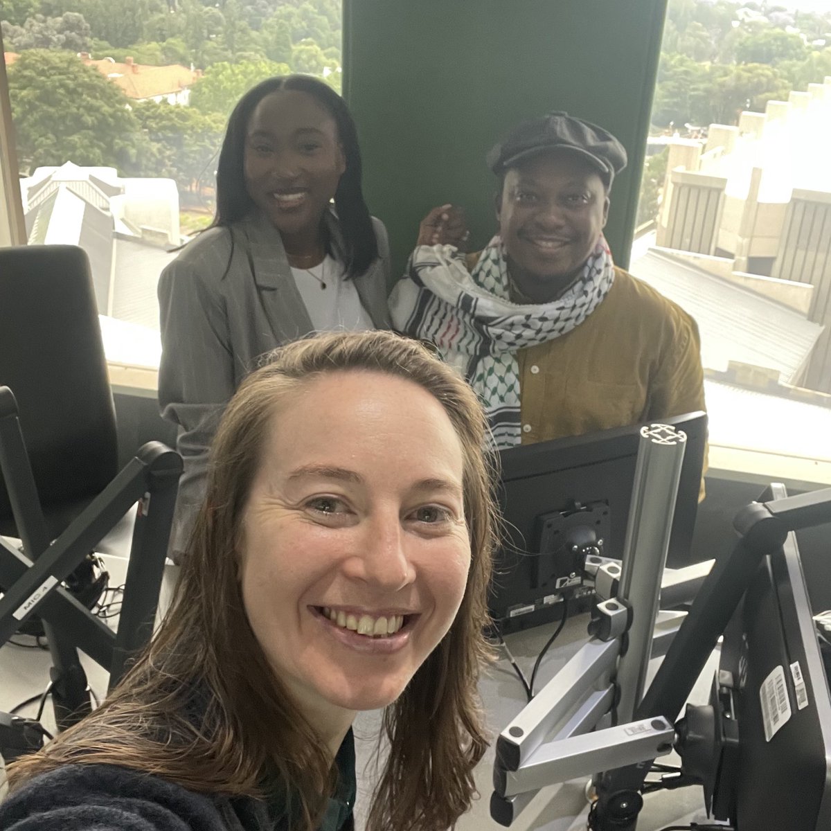 CultureNLinSA's tweet photo. Great interview this morning on Channel Africa Radio. Talking to Benjamin Moshatama and Palesa Tau #OnTheMove about how @NLinSouthAfrica are celebrating 30 years of 🇿🇦 democracy and the Dutch contribution to the international solidarity movement. @channelafrica1 https://t.co/6rW8jcyzgt