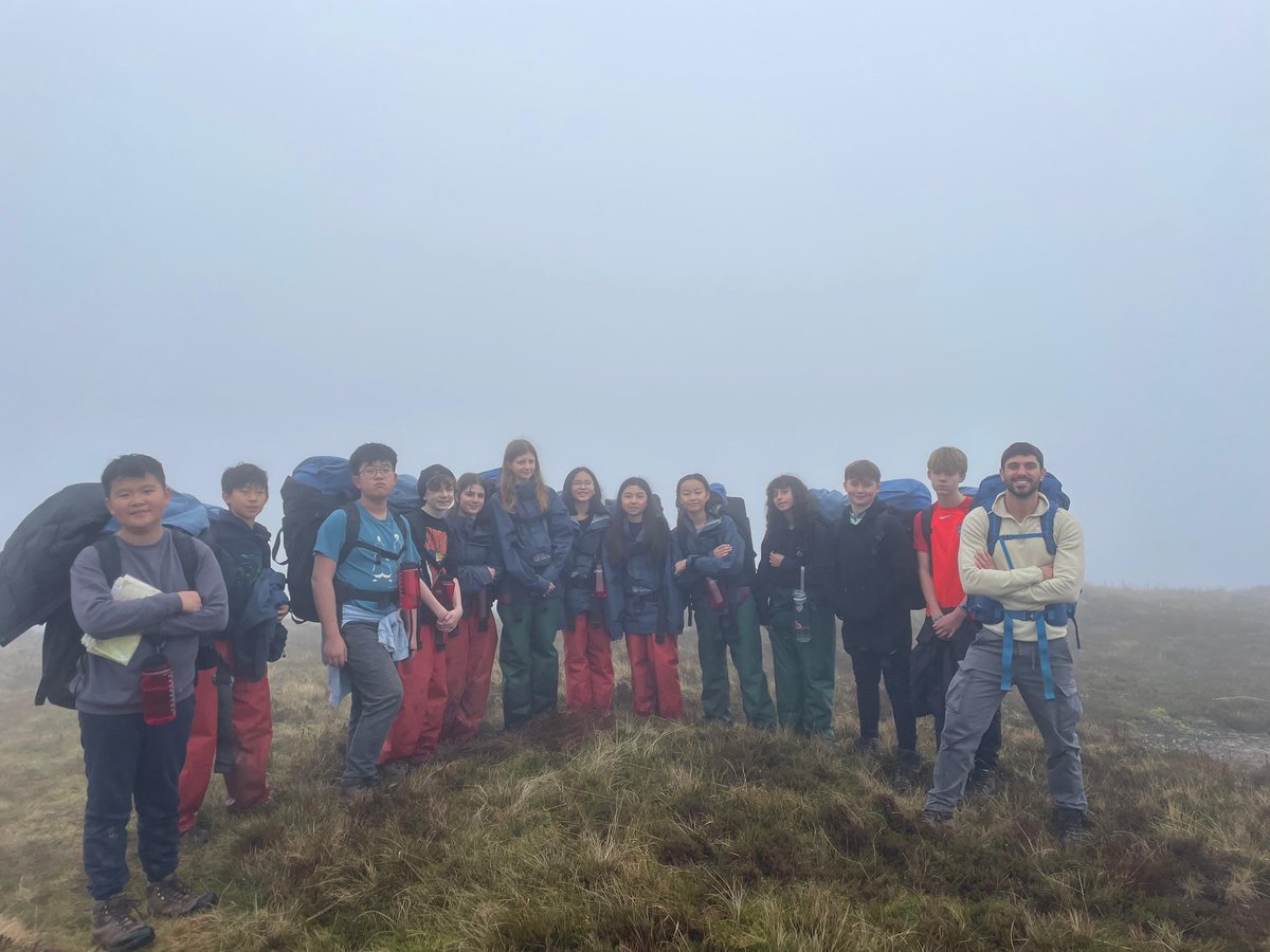 tka_outdoor's tweet photo. Downing took the off-road route to the cabin @TheKingstonAca #TKAOutwardbound https://t.co/hZcfj7QyA4