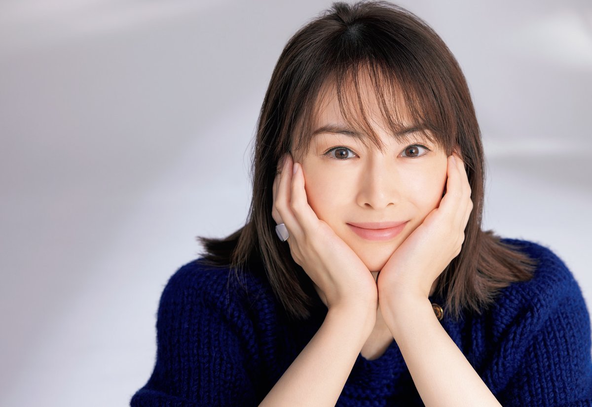 oricon's tweet photo. 北川景子、公式カレンダービジュアル解禁💎
年齢を重ねるごとに増す魅力が凝縮

📸ほか特典カットなど全6点✨
本人が強いこだわりをもって制作
https://t.co/H4ZNgxKCBT

#北川景子 https://t.co/Nz0jYqUVRA