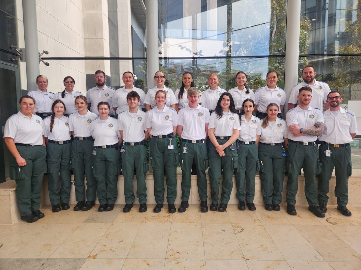 We are all very proud of our second group of Year 2 students who have commenced their postgraduate internship with the National Ambulance Service. Huge thanks to everyone involved 🚑
 
#StudyatUL #paramedicstudies
<a href="/ProfColumDunne/">Colum Dunne</a>  <a href="/MedicineAtUL/">UL School of Medicine</a>