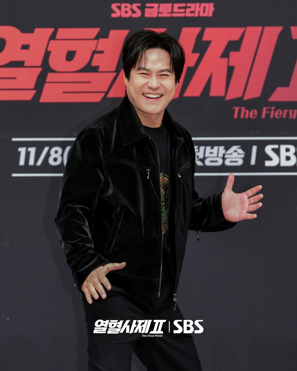 5년의 기다림 한 방에 날린다🔥
'열혈사제2' 제작발표회 개인 컷📸

SBS 새 금토드라마 <열혈사제2>
☞ 11월 8일 [금] 밤 10시 첫 방송

#SBS새금토드라마 #열혈사제2
#TheFieryPriest2 #제작발표회
#열혈사제2제작발표회
#김남길 #이하늬 #김성균
#성준 #서현우 #김형서