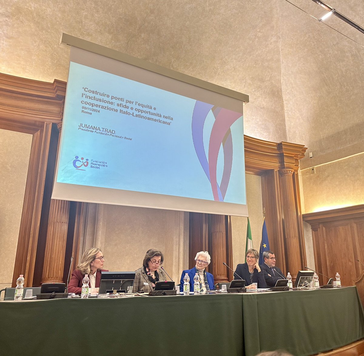 “Lavorare a stretto contatto con le comunità, mettersi in ascolto e sviluppare soluzioni rilevanti: non è una sfida ma una opportunità”. <a href="/JumanaTrad/">Jumana Trad</a> <a href="/PromSocial_ongd/">Promoción Social ONG</a> 

#Migrazione #Inclusione #SviluppoSostenibile