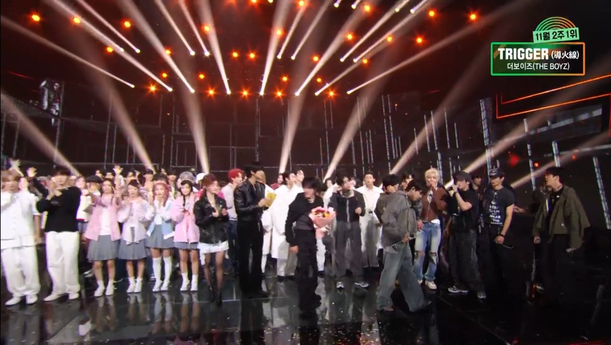🔥TRIGGER 두번째 1위‼️🥳

더보이즈가 뮤직뱅크에서 [TRIGGER] 두번째 1위를 달성하였습니다‼️🤗

더비와 더보이즈가 함께 만들어낸 결과이니 마음껏 축하해주세요‼️🥳🥳🥳

더비들 모두 수고하셨습니다👏👏👏

#TRIGGER2ndWin