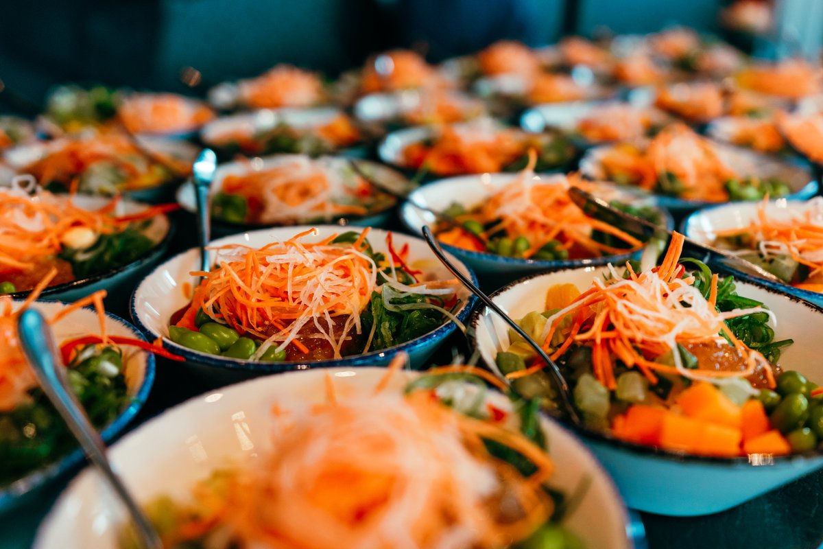 JSworldconf's tweet photo. No more worries about overspending during your conf visits.. #JSworld offers you an all-inclusive experience!!
☕ Morning Coffee & Sweets? We Gotcha!
🥗 Unlimited Lunch options? We Gotcha!
🥂 Dance, Drinks, Sing & Swing? We Gotcha!
👉 https://t.co/R9MkD5dLEI https://t.co/JpjN2LLFjP