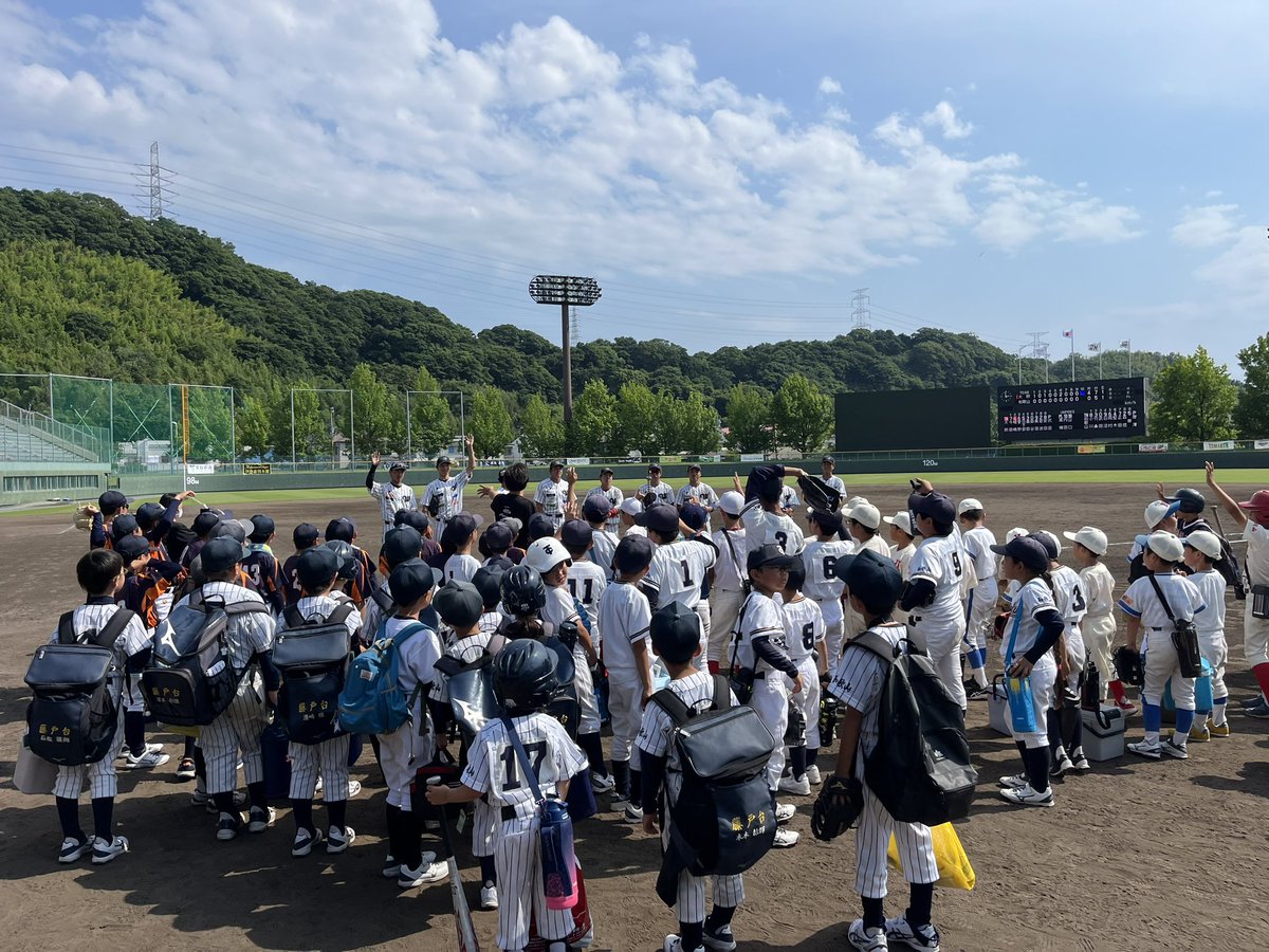 wakayama_waves's tweet photo. #独立リーグのココがすごい 👀

地元住民に愛される球団⚾️
シーズンを通してたくさんの方から応援をいただき、とことん夢を追うことができます❣️

子どもはもちろん大人の方も笑顔にできる野球がそこにはまってるはず🫵

あなたも一緒プロ野球選手になりませんか？

#野球
#プロ野球
#和歌山ウェイブス https://t.co/imWzFbIw64