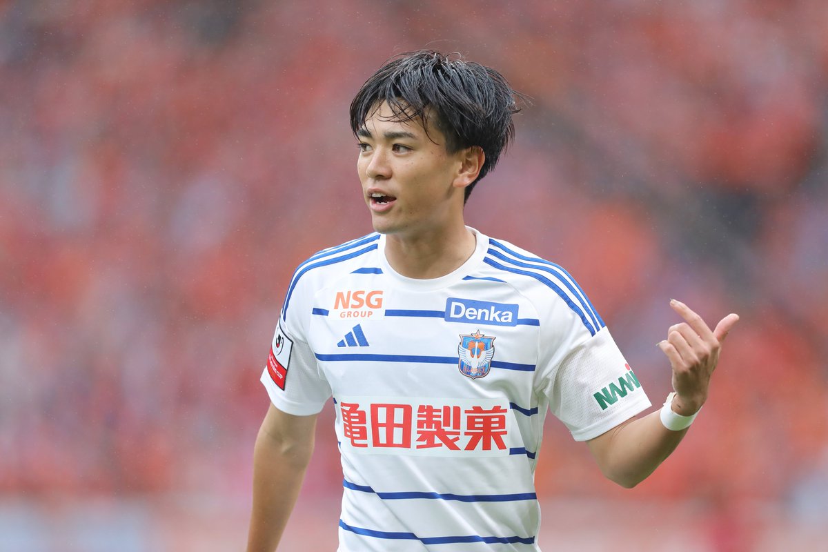 albirex_goods's tweet image. ／
店長と呼んでください😙
＼

11月17日（日）にオレンジガーデンにて1日店長イベントを開催☺️

今回の店長は #長倉幹樹 選手、#橋本健人 選手🤗

11月12日～15日に3,000円以上のお買い物で🛒
サイン会参加券🎟️が当たるチャンス🎡

この機会にご来店ください🙌

#albirex
#アルビレックス新潟