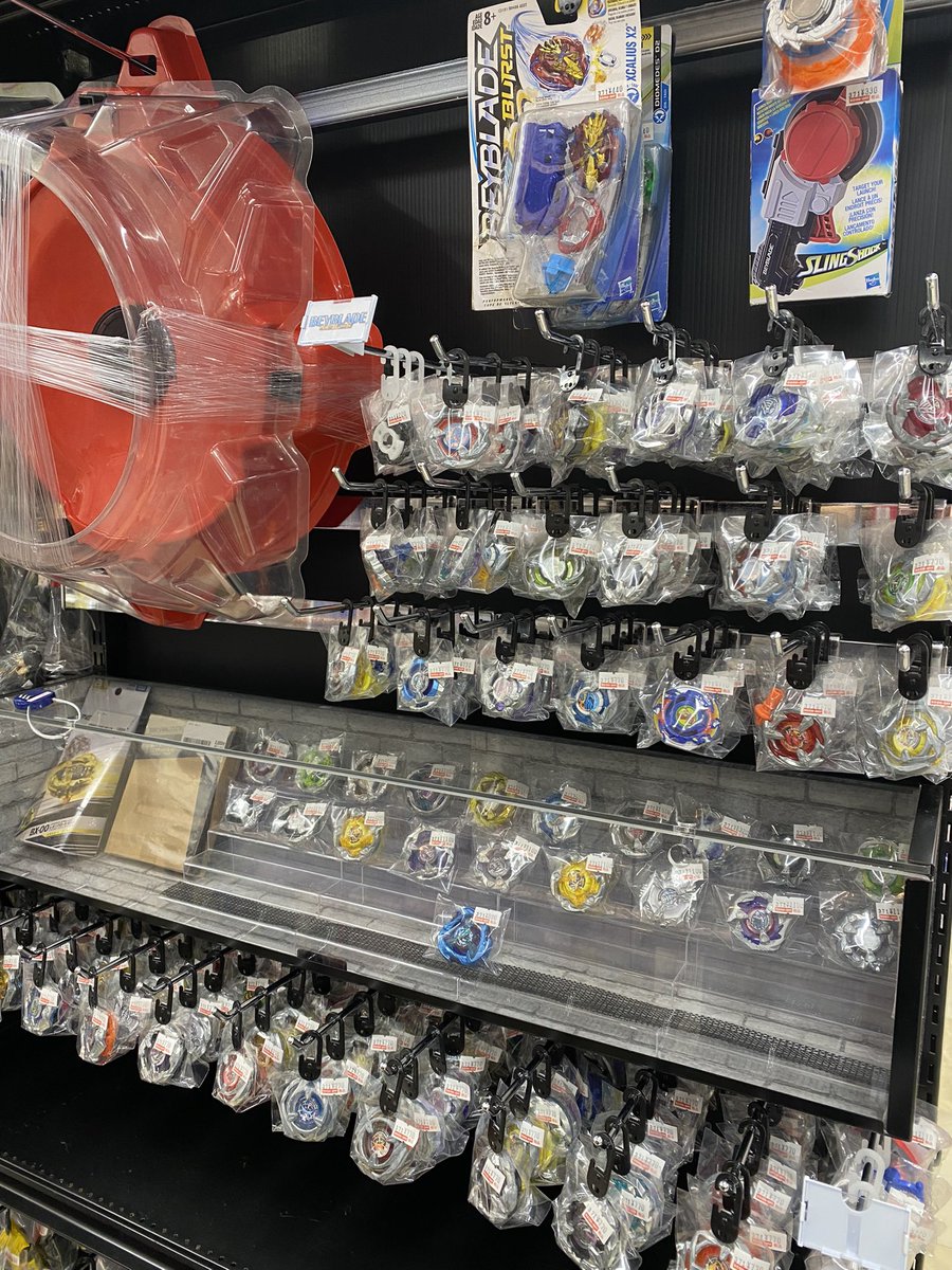 お知らせ】🫨 また、ベイブレードコーナーの場所を新しくいたしました