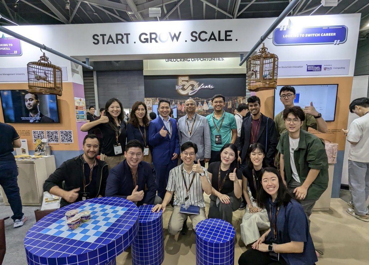 🌟 Honored to announce that ArtCycle won 1st Runner Up at the Franklin Templeton &amp; NUS Pitch Night and was recognized as the most promising unicorn for the Asian market! 
#ArtCycle #AIGC #Web3 #digitalart #Solana