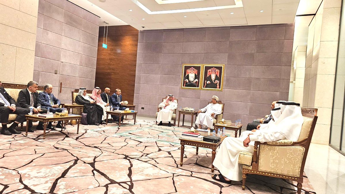 وصل سفير خادم الحرمين الشريفين المعين لدى سلطنة عمان، سعادة الأستاذ/ إبراهيم بن سعد بن بيشان، إلى العاصمة مسقط لمباشرة مهام عمله، وكان في استقبال سعادته رئيس دائرة المراسم بوزارة الخارجية العمانية وعدد من سفراء الدول العربية الشقيقة  المعتمدين لدى سلطنة عمان، ومنسوبي السفارة.