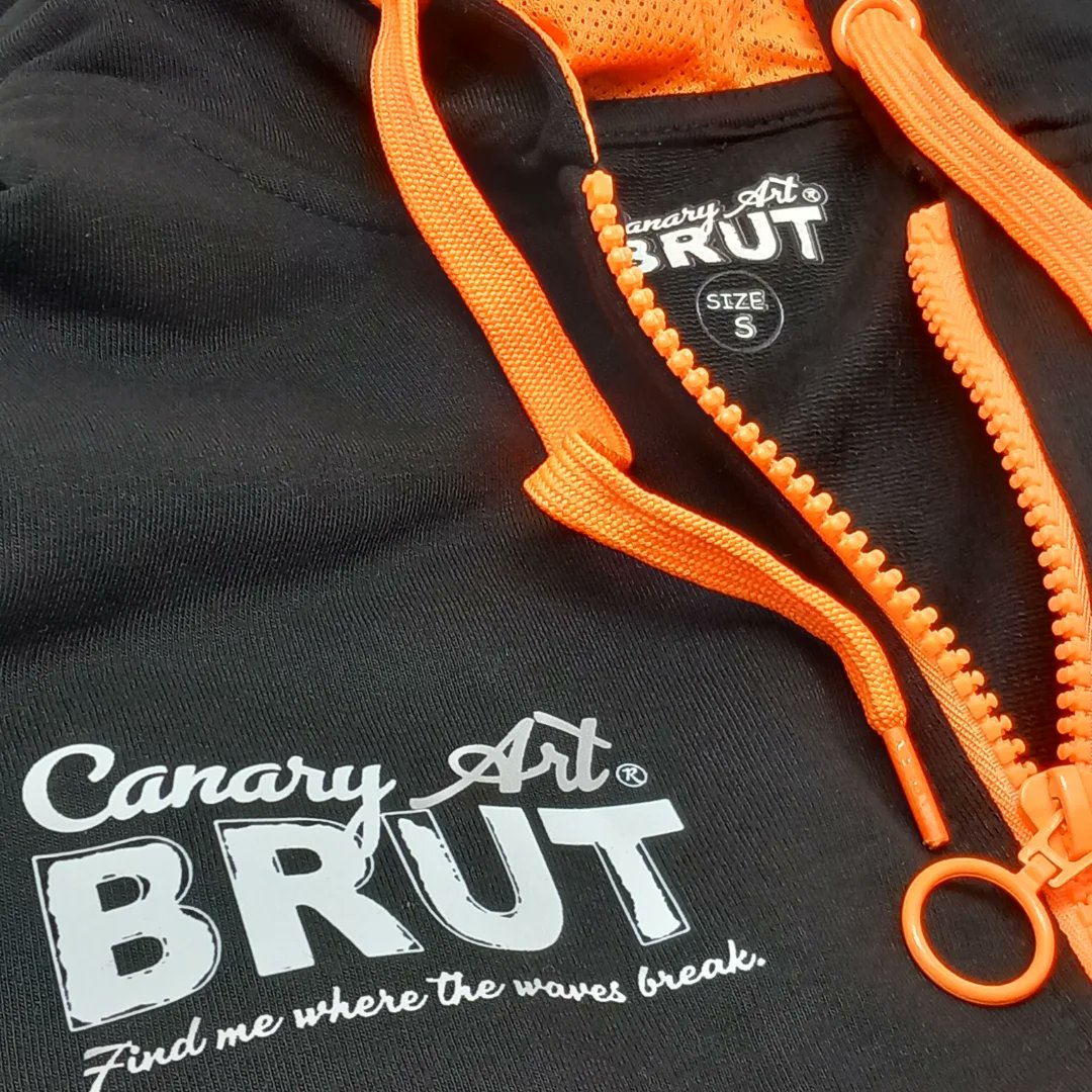 BrutCanary's tweet photo. Búscame donde rompen las olas. 
Find me where the waves break. 🦈🌴

‼️🚀Sudadera Zoco Negro. Edición limitada.
🏷💻Disponible en 👉 https://t.co/0myXNTVCMT 
🇪🇺📨Toda la UE.
📦📨Península, Baleares y Canarias sin gastos de envío. 

Canary BRUT®️
Canary Islands Islands. 🇮🇨 https://t.co/ArjwiviYC4