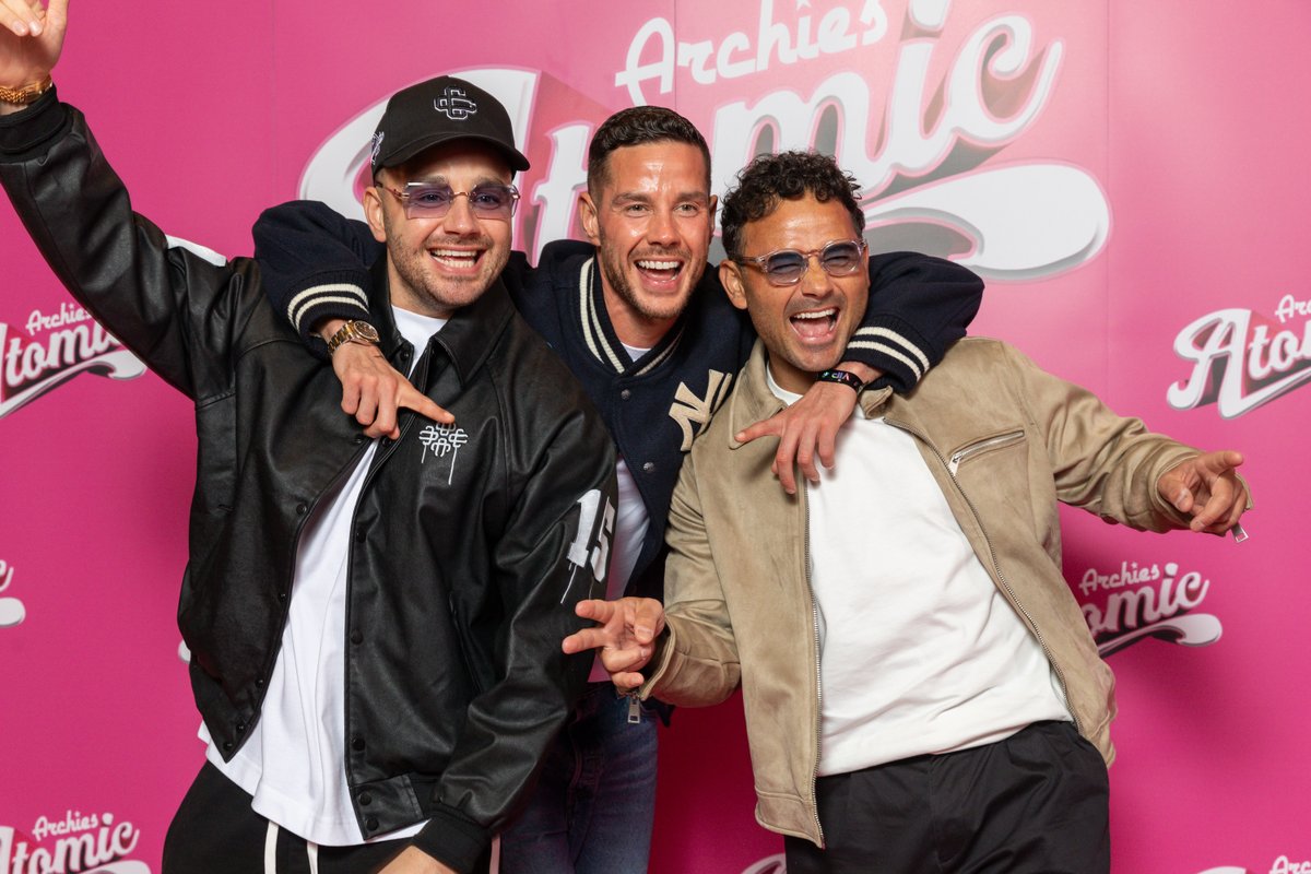 Some pink roller skating action for the launch of Archie's Atomic <a href="/TraffordPalazzo/">Trafford Palazzo</a>