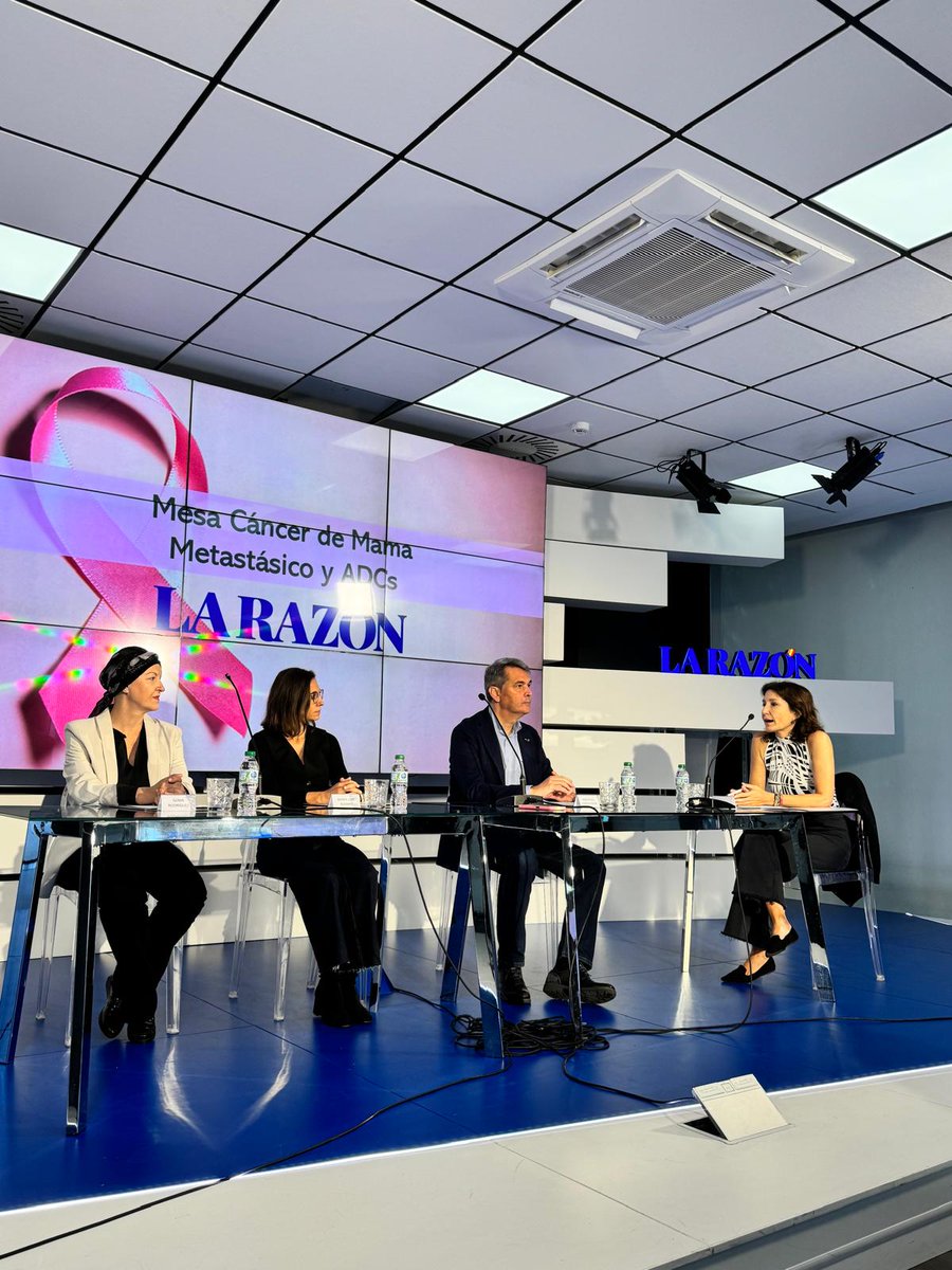 La Razón (@larazon_es) on Twitter photo <a href="/evacorada/">Eva S. Corada</a> 🗣️ Gema Rodríguez, paciente con cáncer de mama metastásico:
💬 "Es importante dar voz a los pacientes y saber qué supone para ellos los ADCs y los nuevos tratamientos".
💬 "Por desgracia va a haber muchos más casos y saber que tenemos esa opción terapéutica abre muchas <a href="/evacorada/">Eva S. Corada</a> 🗣️ Gema Rodríguez, paciente con cáncer de mama metastásico:
💬 "Es importante dar voz a los pacientes y saber qué supone para ellos los ADCs y los nuevos tratamientos".
💬 "Por desgracia va a haber muchos más casos y saber que tenemos esa opción terapéutica abre muchas