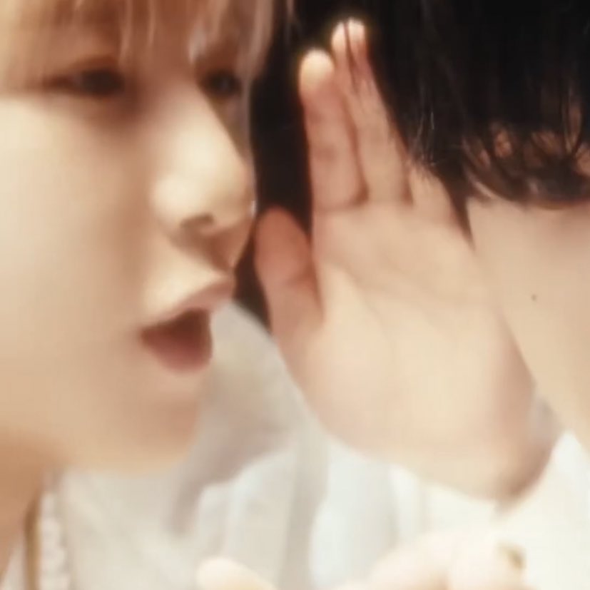 mfaljen's tweet photo. renjun is so squishy 🤏🏻 https://t.co/1vkStbMHVg