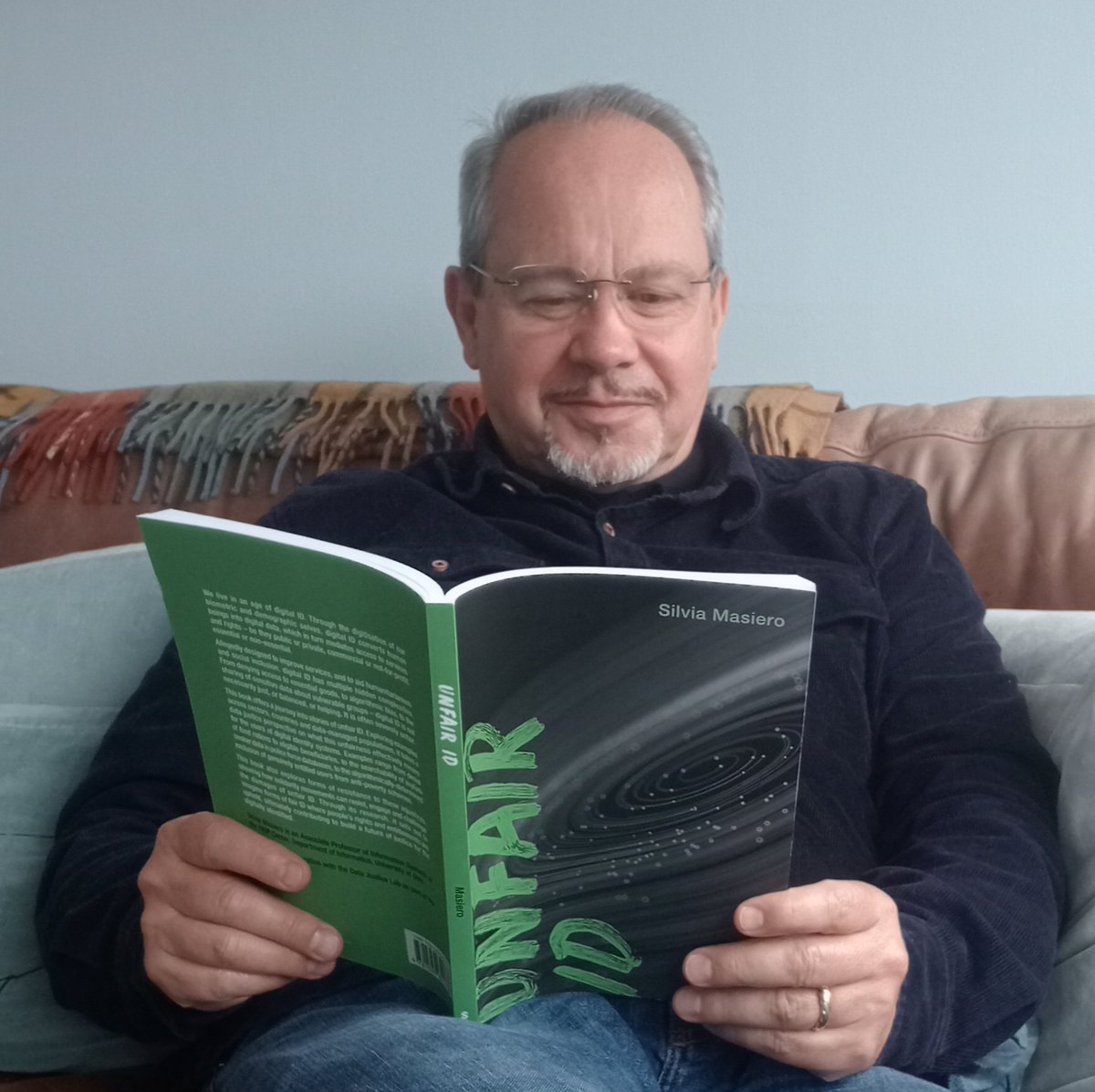 Migrating to @phatcontroller.bsky.social (@phat_controller) on Twitter photo Weekend Reading Sorted!
This great new book "Unfair-ID" about biometric Digital-ID in international development just dropped by the brilliant <a href="/SilviaHedley/">Silvia Masiero</a>. #DigitalRights #ICT4D Weekend Reading Sorted!
This great new book "Unfair-ID" about biometric Digital-ID in international development just dropped by the brilliant <a href="/SilviaHedley/">Silvia Masiero</a>. #DigitalRights #ICT4D
