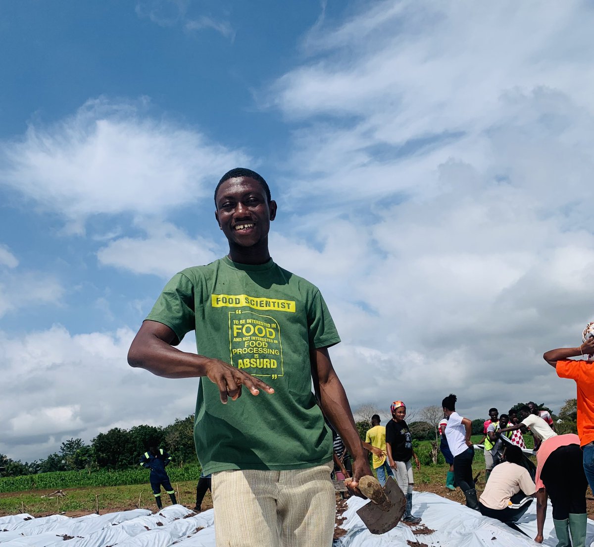 OpeimuTheFarmer's tweet photo. HAPPY 40TH FARMERS’ DAY!

Hurrayyyy! Farmers’ Day is being celebrated for the 40th time today.
We start by honouring the dedication and tenacity of all farmers in the country. https://t.co/tL3tbDcGRW