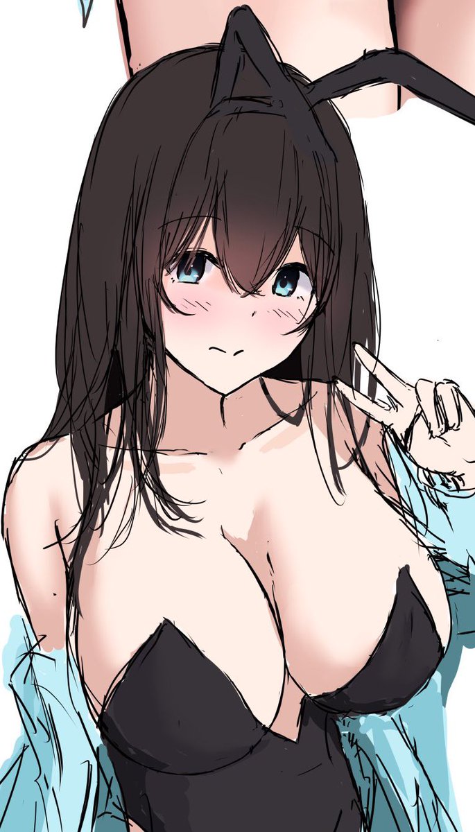 鷺沢文香 「バニー文香描いてる('ω`) 」|贅沢文香のイラスト