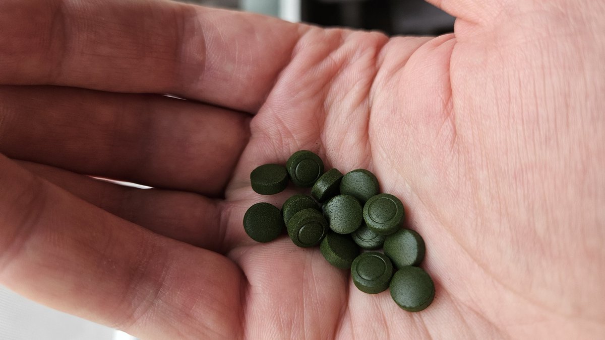 sun_chlorella_e's tweet photo. Otro día más que empiezo con buen pie tomando Sun Chlorella.
No me imagino un día sin los beneficios de la chlorella.
https://t.co/wuN52KL1Lg https://t.co/asVPDc64Dd