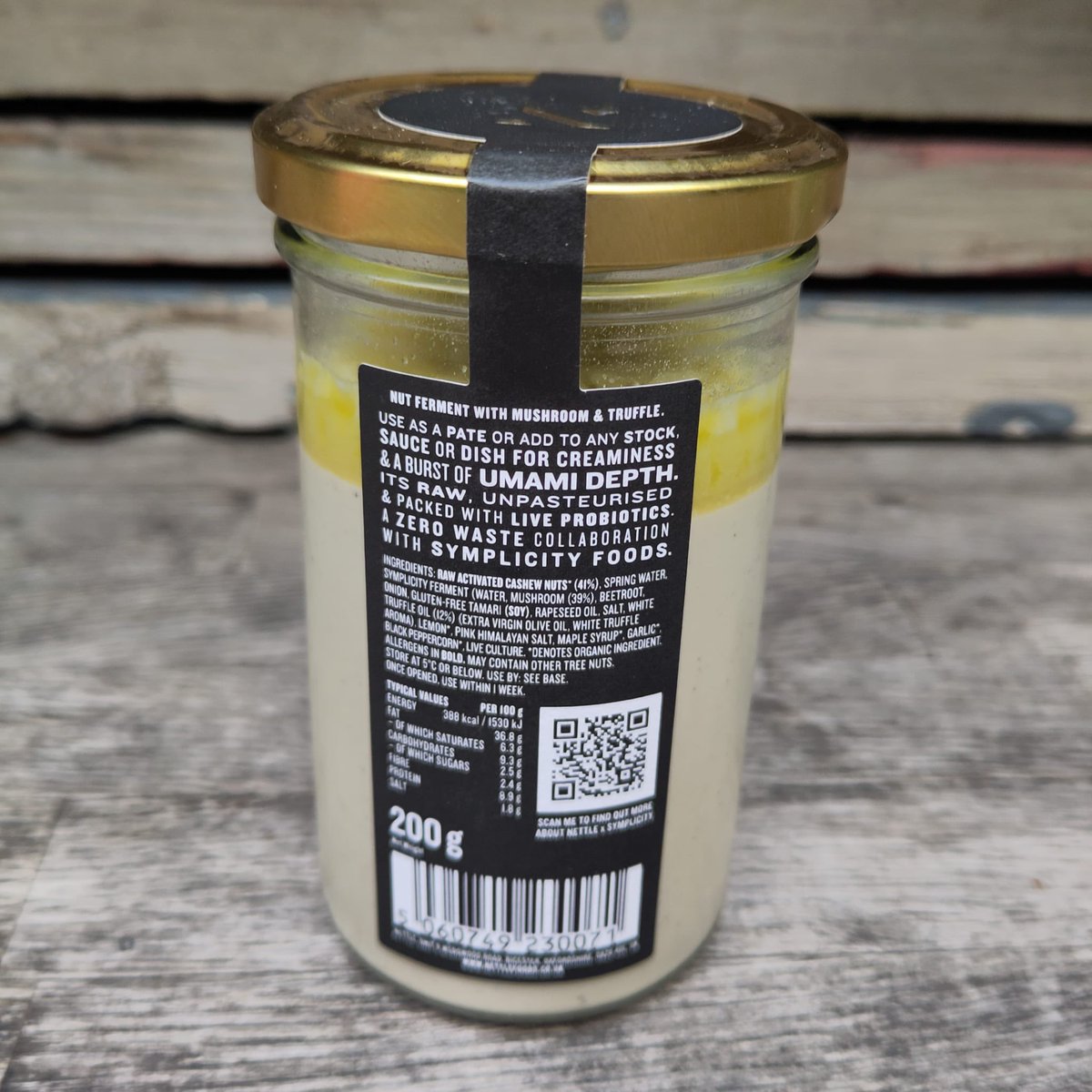 New product mushroom truffle pate from Nettle. Fermented cashews and mushrooms make an umami flavour bomb.
Perfect as a pate for breads and crudités, mushroom linguini, risottos, broths and soups. Add some to mash, or polenta, to give an extra depth of flavour. 
#plantbased