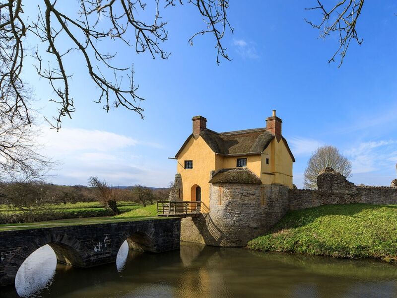 Are you signed up for our monthly e-news? Get all the latest #LandmarkTrust news delivered straight to your inbox, with building updates, job opportunities, key dates and insights from the world of Landmark.

Stay in the loop:  bit.ly/48FRr5j