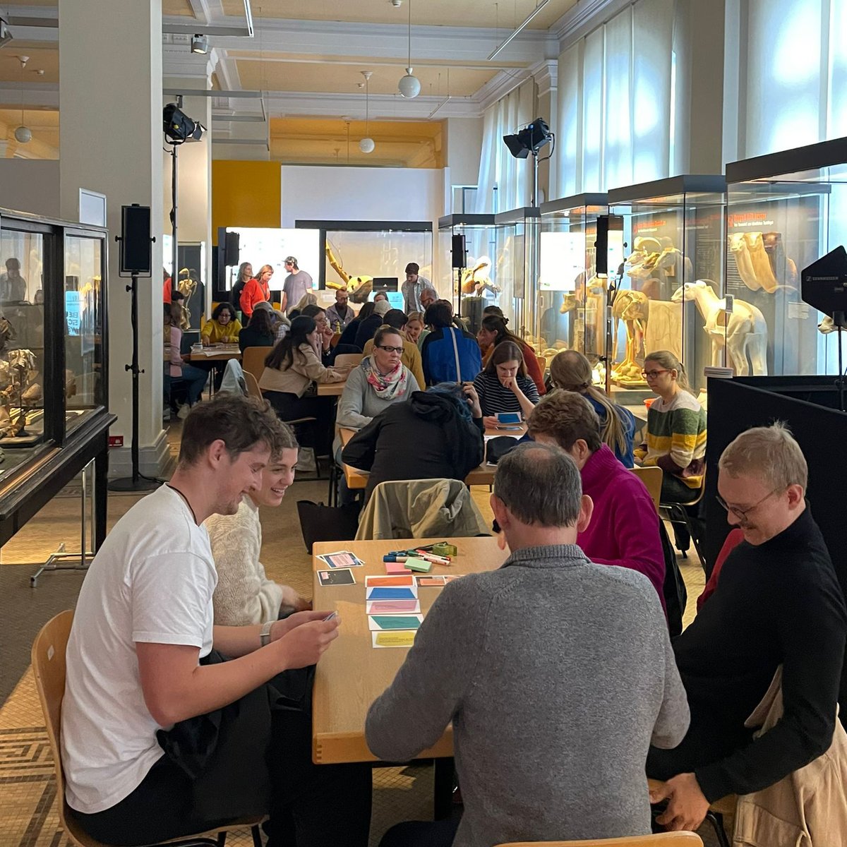 Nationales Institut für Wissenschaftkommunikation (@nawik) on Twitter photo Die <a href="/BerlinSciWeek/">Berlin Science Week</a> läuft noch bis Sonntag! 🧠💡 Unser Workshop „Der virtuelle Ozean des Wissens“ war ein kreativer Ausblick auf die Zukunft der Wissensvermittlung. Ideen sprudelten und am Ende gab’s Applaus für die Teams! Danke für Eure Teilnahme! 🙌 #BerlinScienceWeek #WissKomm Die <a href="/BerlinSciWeek/">Berlin Science Week</a> läuft noch bis Sonntag! 🧠💡 Unser Workshop „Der virtuelle Ozean des Wissens“ war ein kreativer Ausblick auf die Zukunft der Wissensvermittlung. Ideen sprudelten und am Ende gab’s Applaus für die Teams! Danke für Eure Teilnahme! 🙌 #BerlinScienceWeek #WissKomm