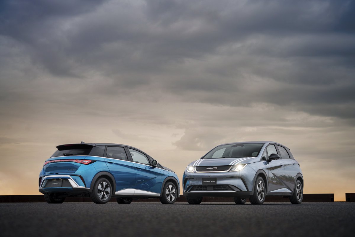 byd_japan's tweet image. 🚗🐬BYD DOLPHIN 1周年記念🐬🚗

BYD DOLPHINの発売1周年を記念し、特別ラッピングを施した「BYD DOLPHIN Limited」が発売中！新たな外観を楽しめるチャンスです✨

標準装備で「ドライブレコーダー」と「ETC」を装着💡
↓詳細をチェック↓
byd.co.jp/e-life/campaig…

#BYD #ありかもBYD 
#BYDDOLPHIN