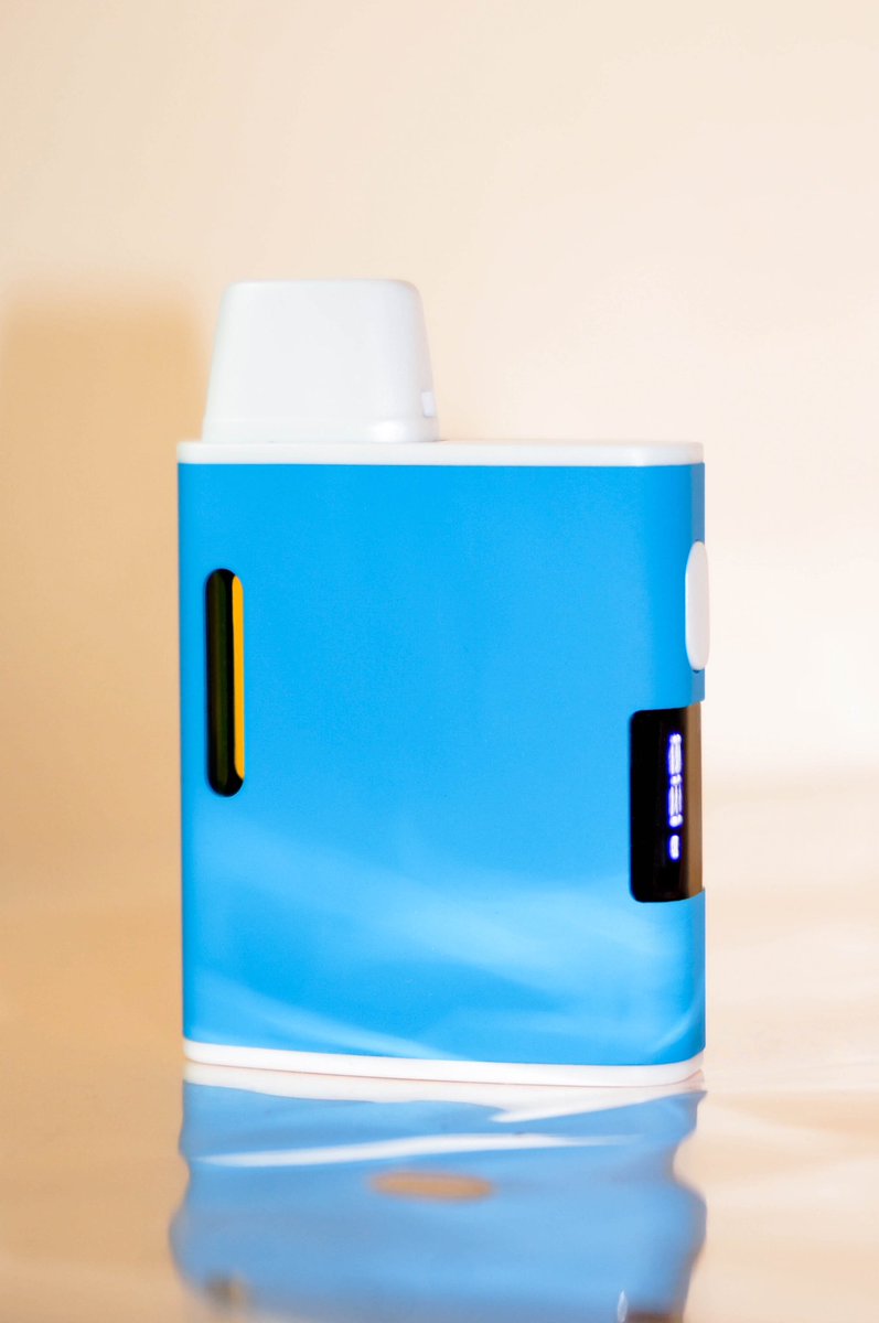 Relaxotech's tweet image. SDC, All ceramic post 1ml/2ml pod vape pen with Draw active , digital display ,All in one design,disposable pod vape #distillateoil #distillatevapecarts #distillatecartridges #cbdvape #cbdvapepen #vapepen #disposablevape #podvape #vapepen