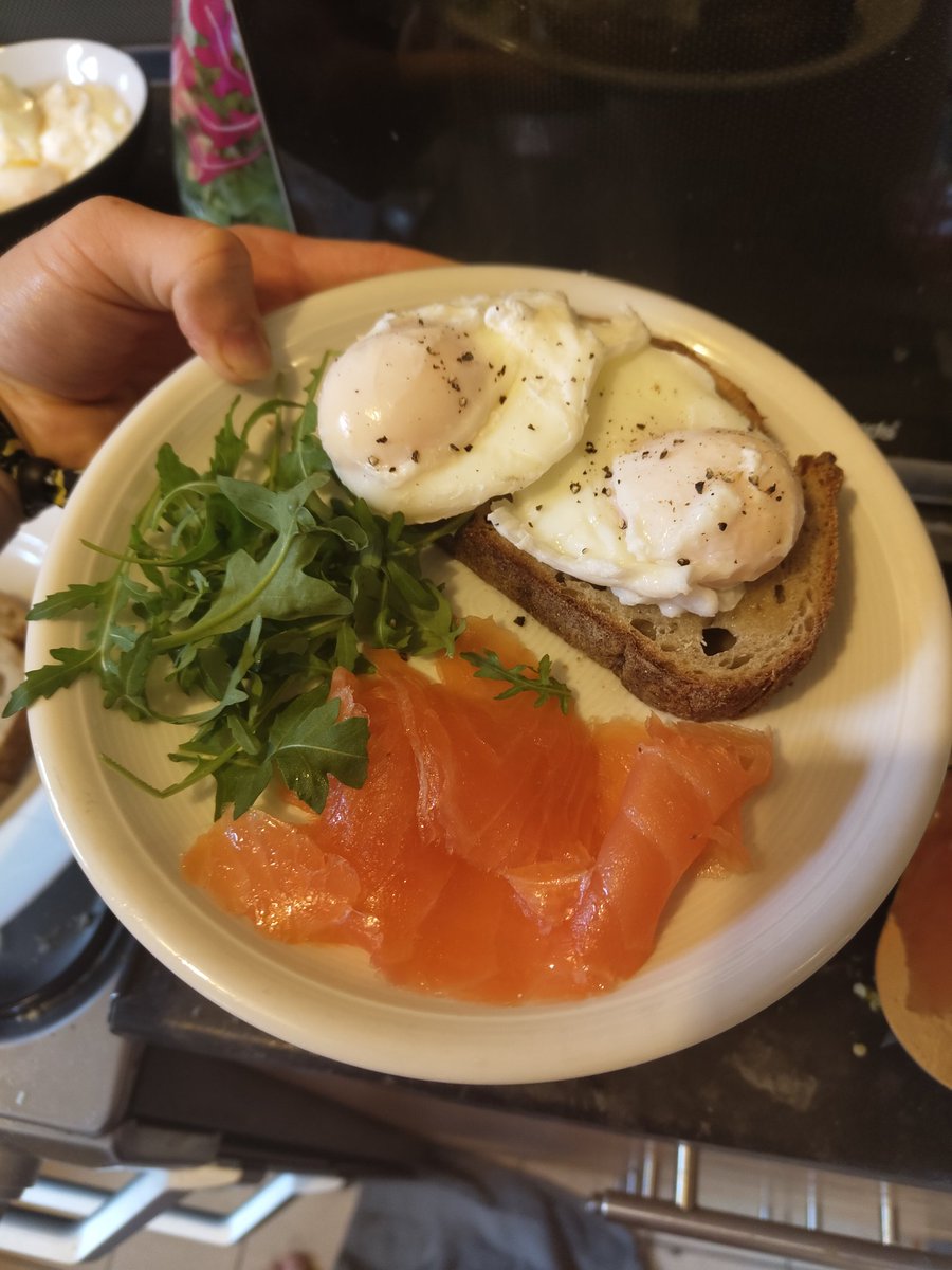 I made bweakfast for girlfrewn 💖