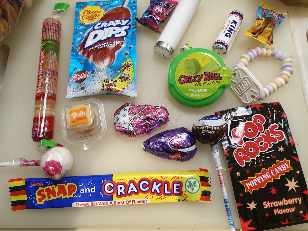 Dropshop1990's tweet photo. Het is maandag SINT MAARTEN!
Ruime keus in, per stuk, verpakte snoepjes
Dit is een kleine greep uit het ruime assortiment vd Dropshop https://t.co/vHjxlKg7ja