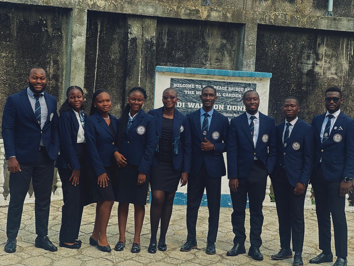 SierraLII's tweet photo. Congratulations to the former SierraLII interns on your recent admission to the Sierra Leone Law School!

This is the perfect moment to acknowledge the hard work that has brought you to this point and to encourage you to maintain that same dedication as you face challenges. https://t.co/nhW7NlwPzl
